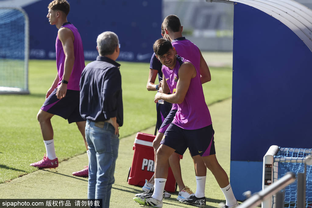 卡索拉重返西甲：24年后，奥维耶多与陶瓷球场再续前缘