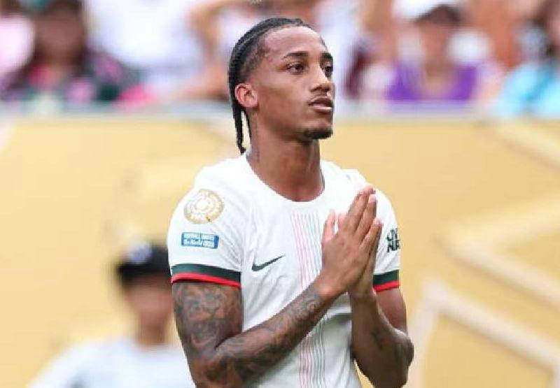 切尔西利物浦面临困境，纪律问题需解决